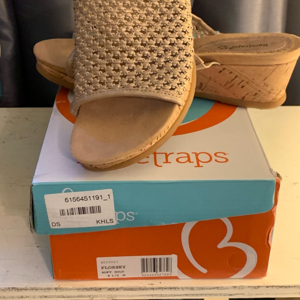 BareTrap sandals 8.5M